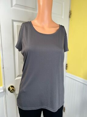 Gildan Charcoal Women's Short Sleeve Tee